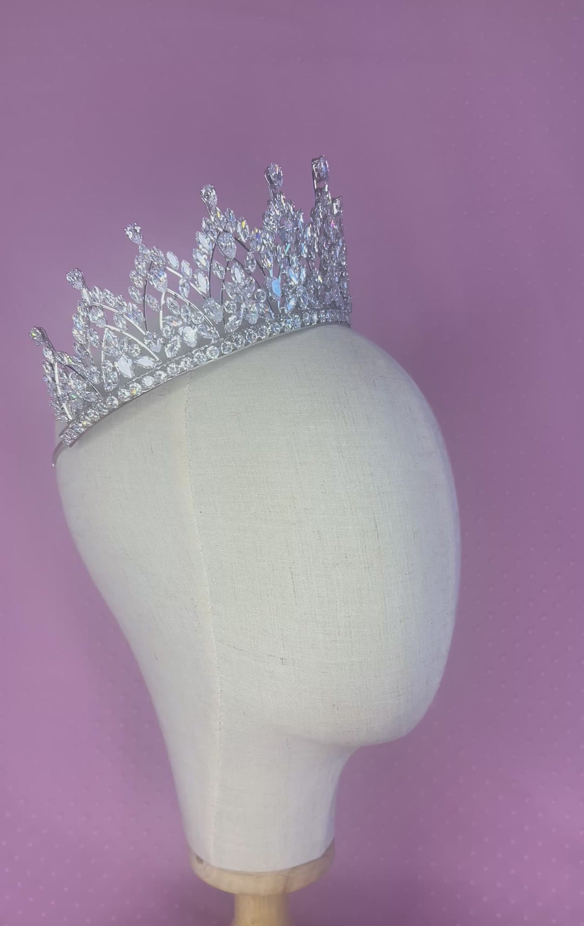 Adriana Tiara
