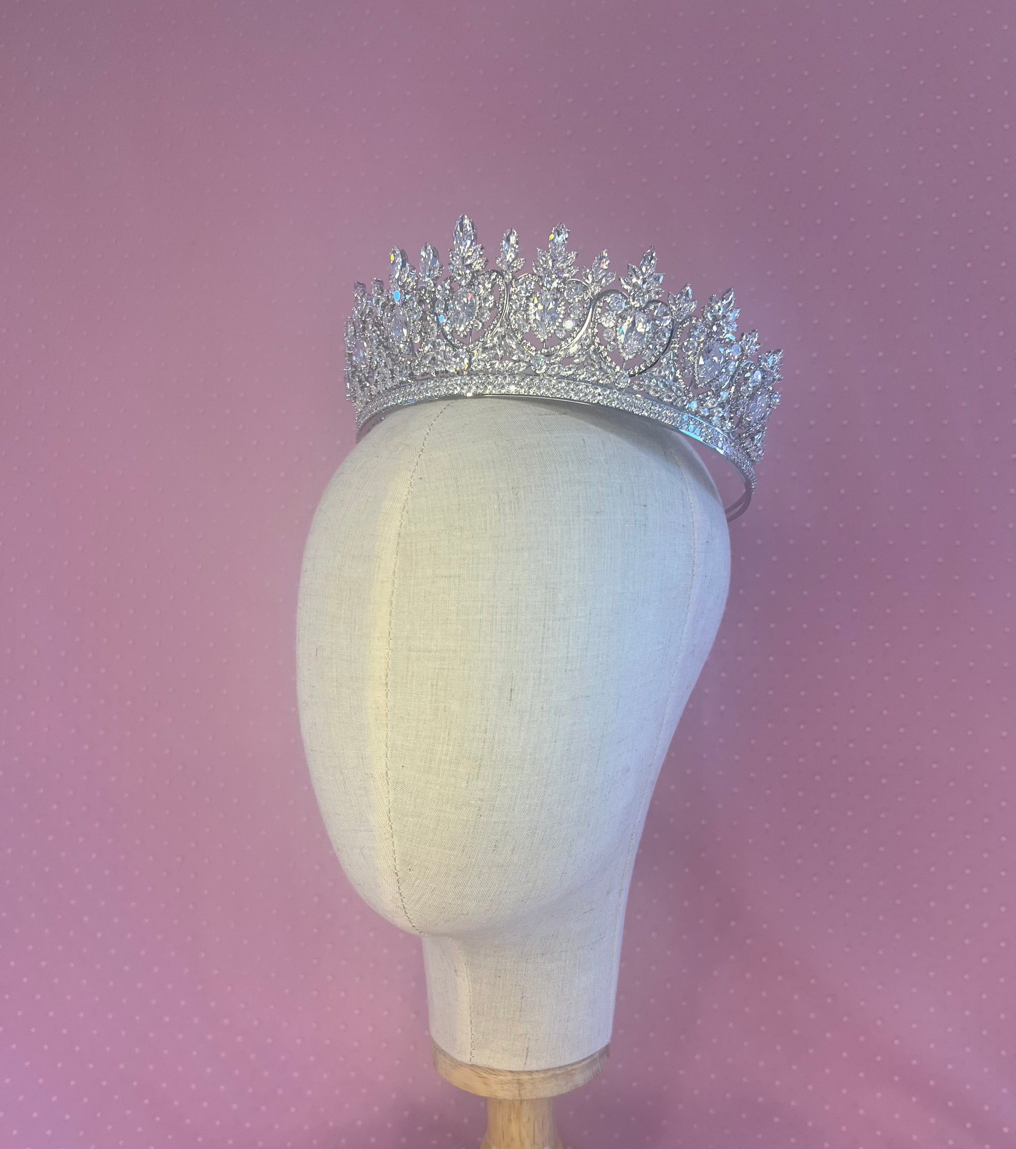 Alora Tiara