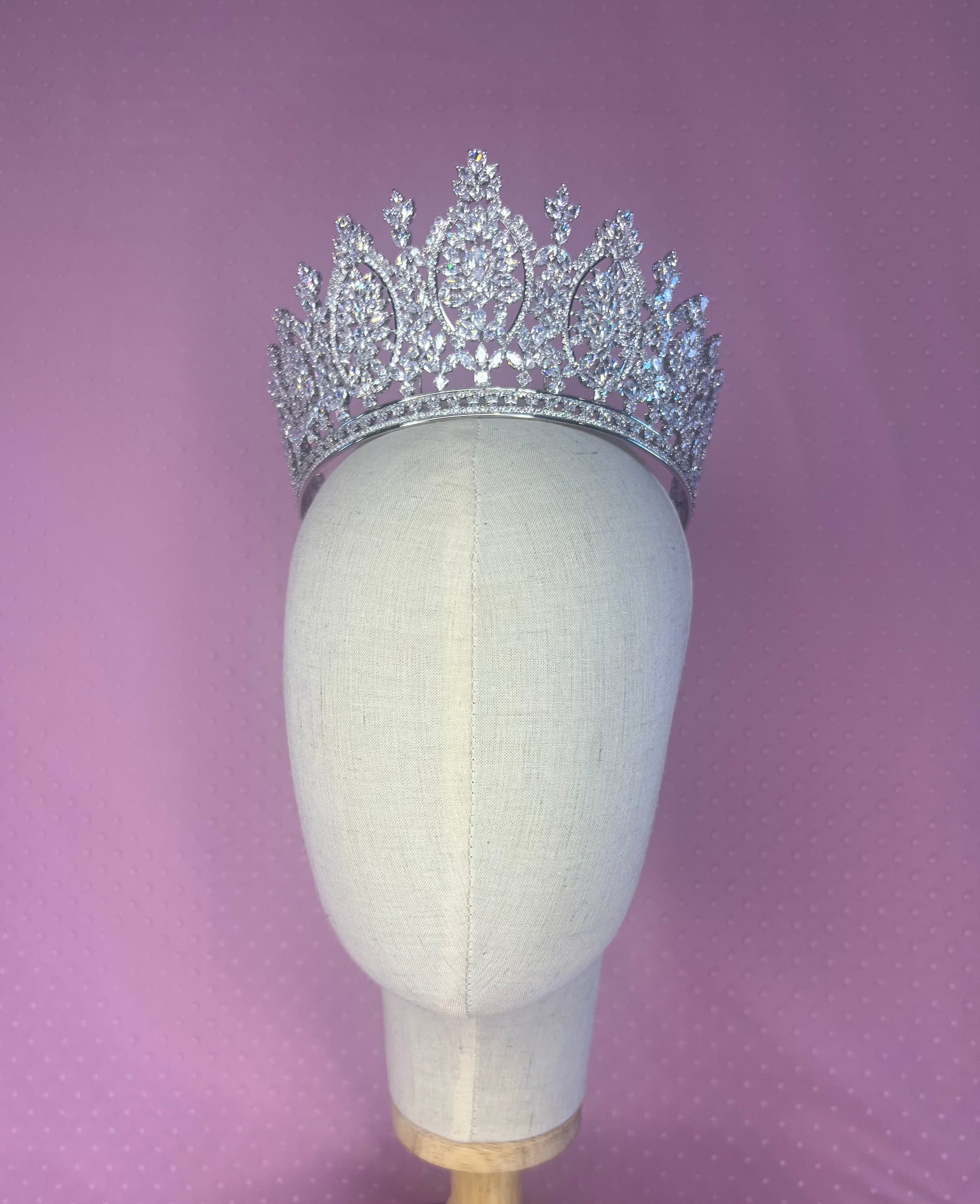 Arista Tiara