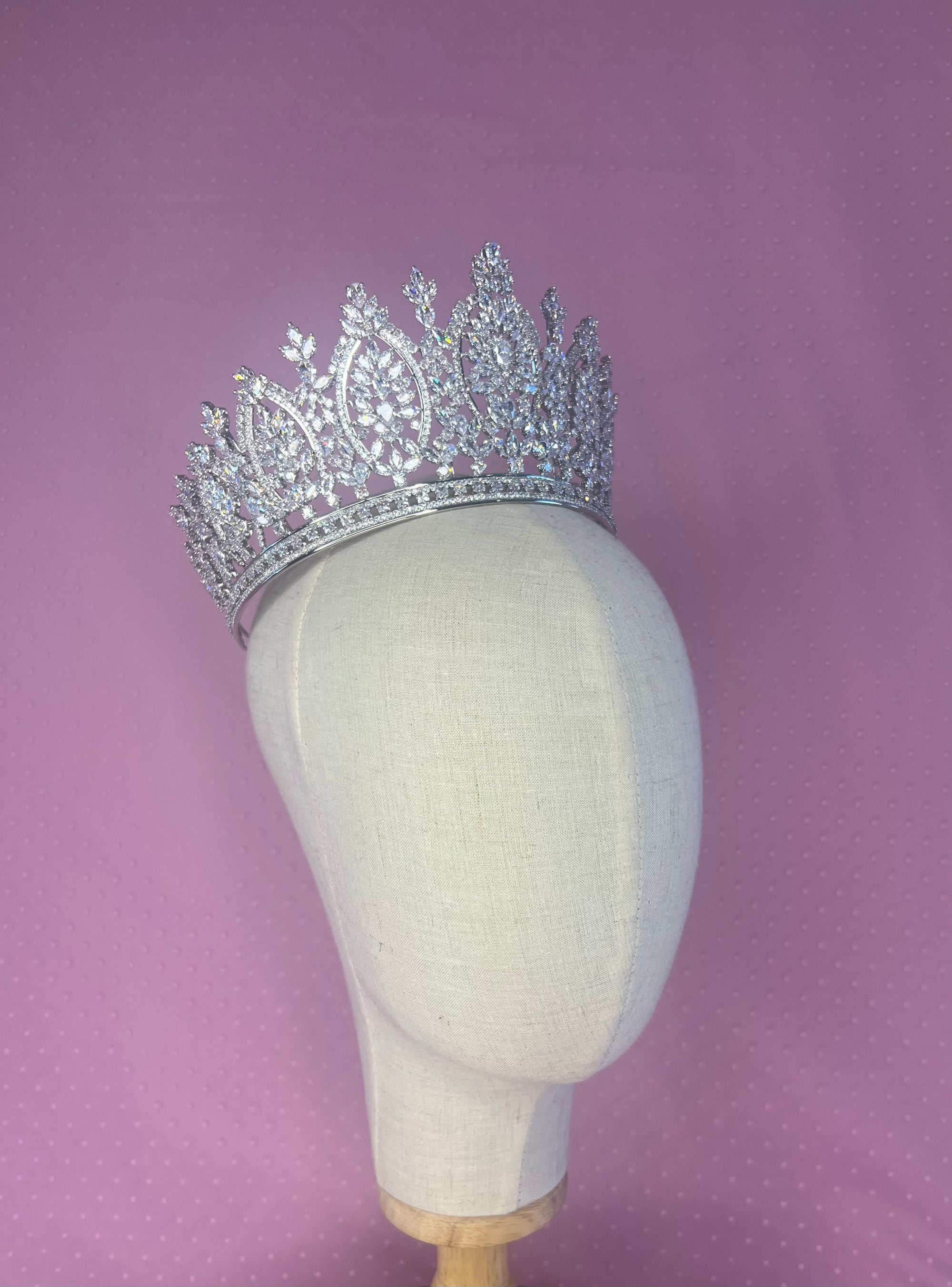 Arista Tiara