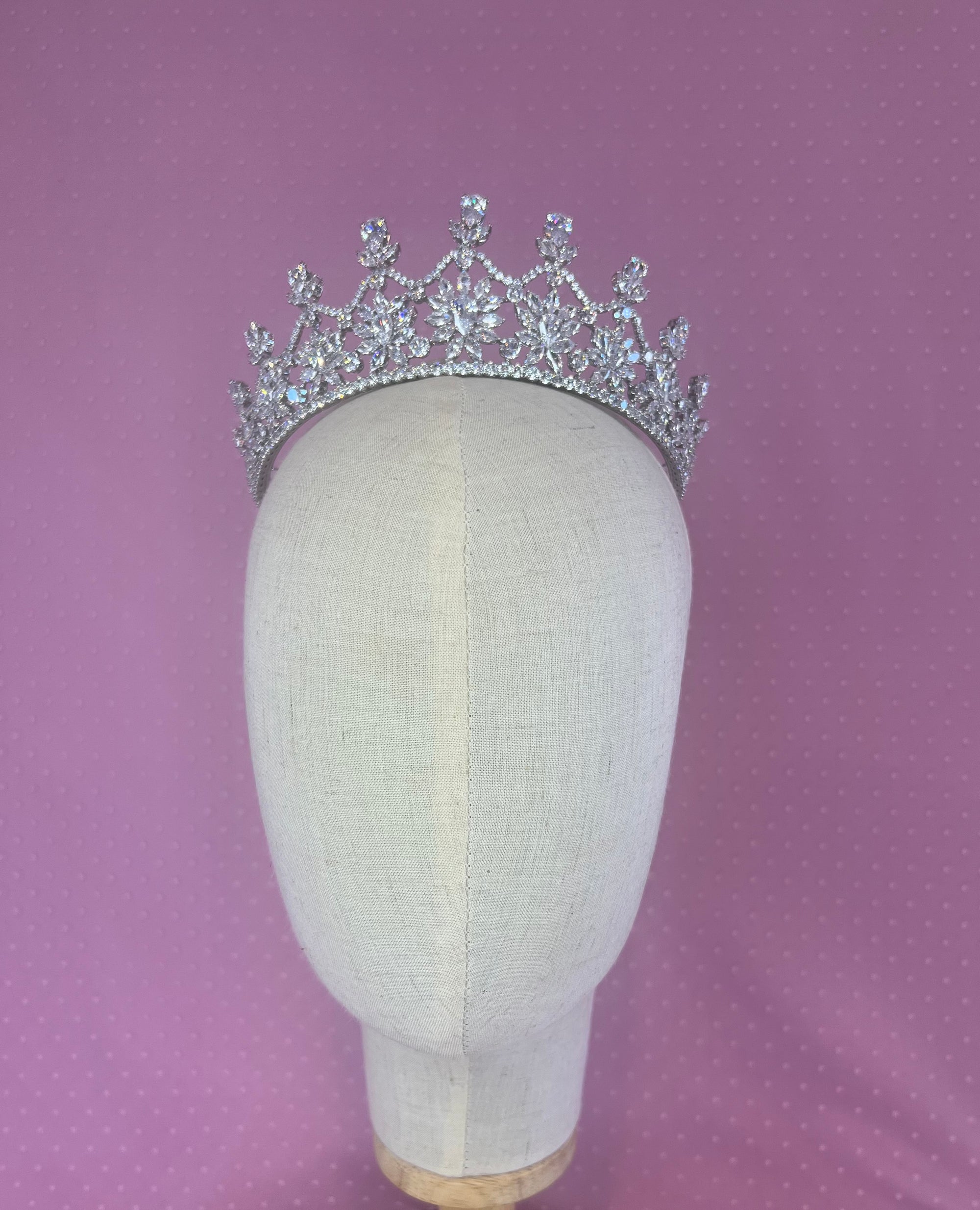 Aralyn Tiara