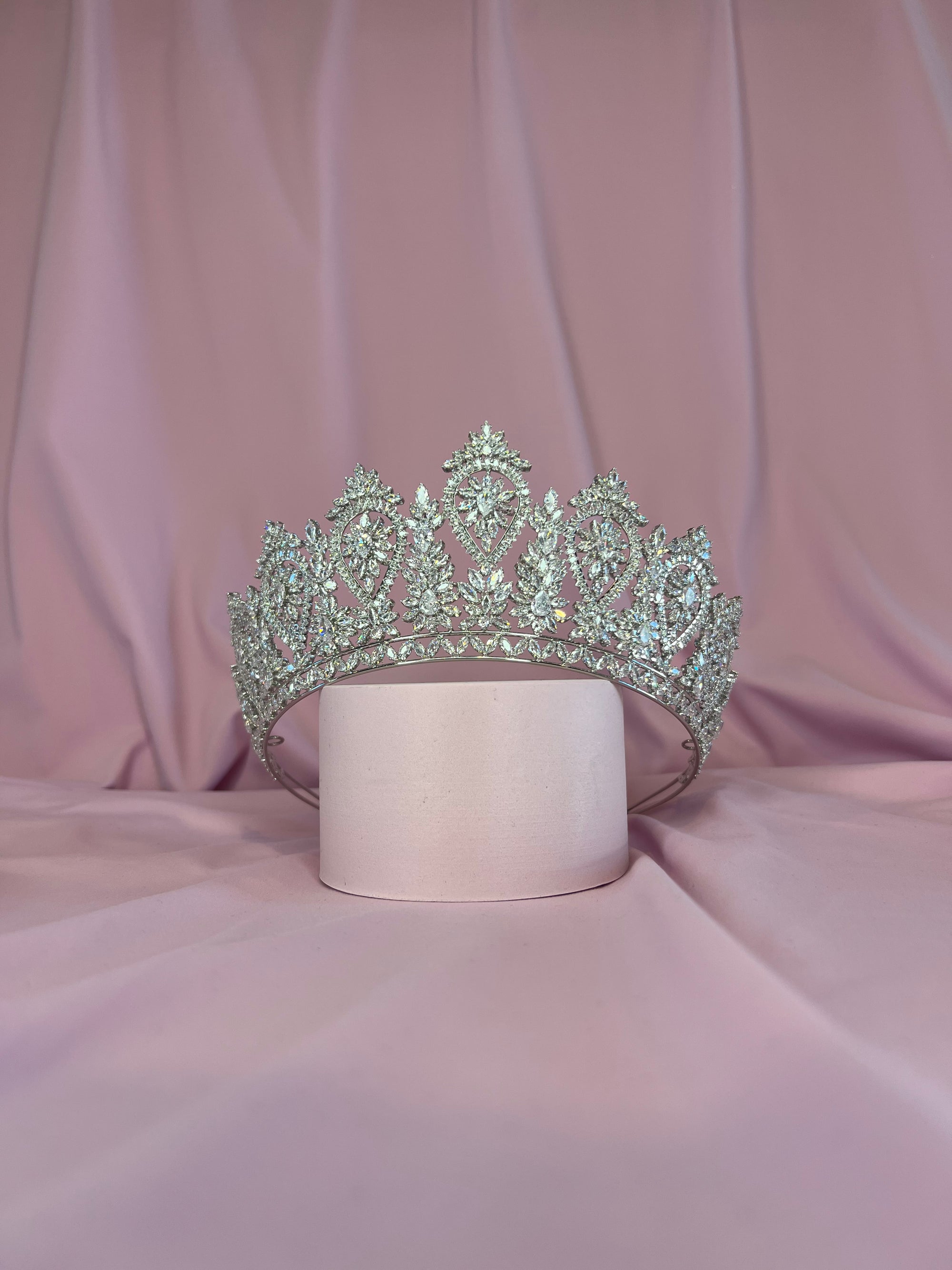 Amelia Tiara
