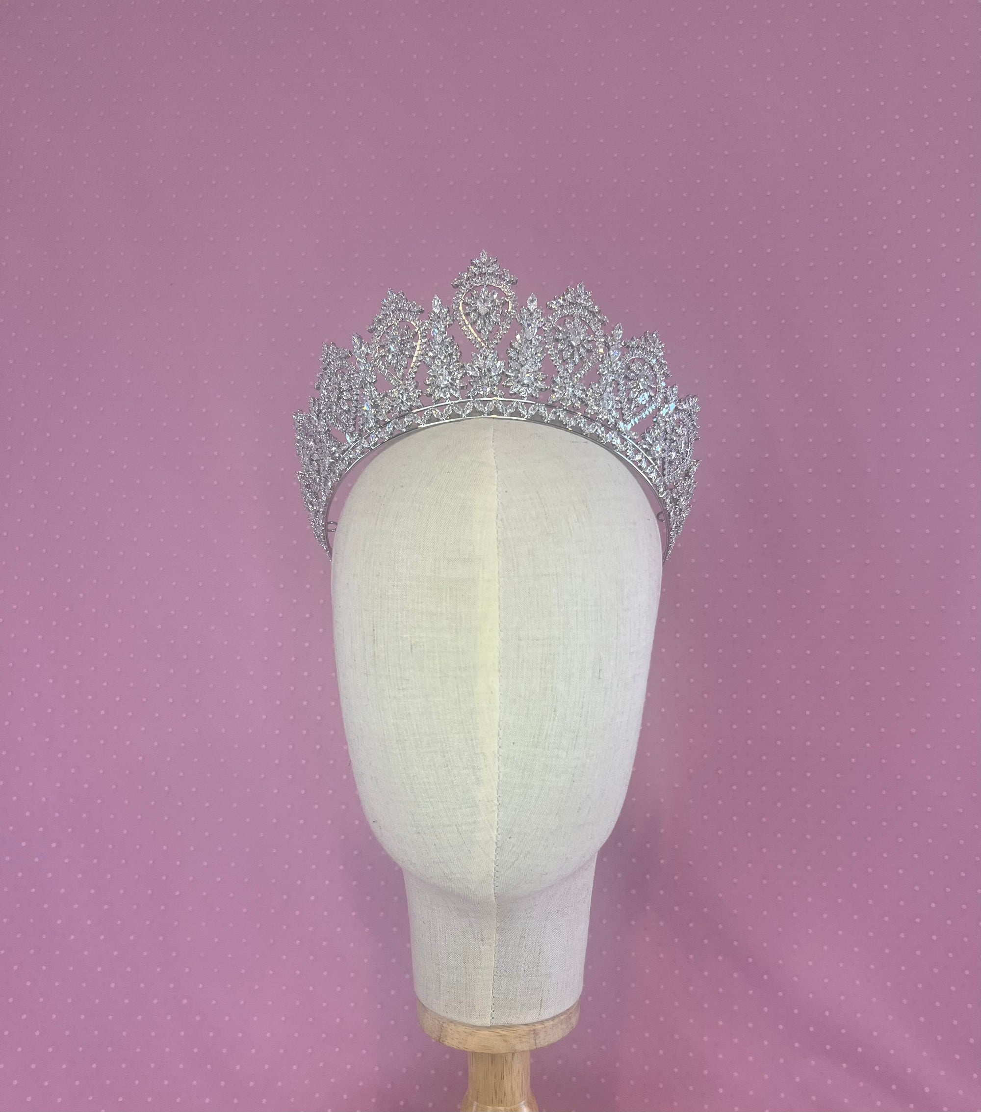 Amelia Tiara