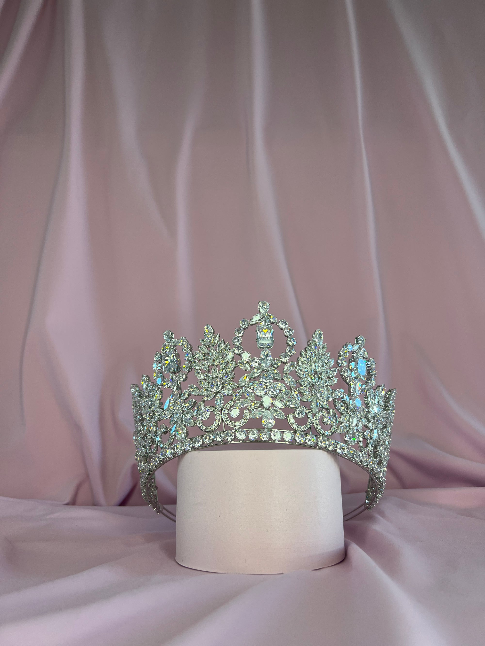 Adalina Tiara